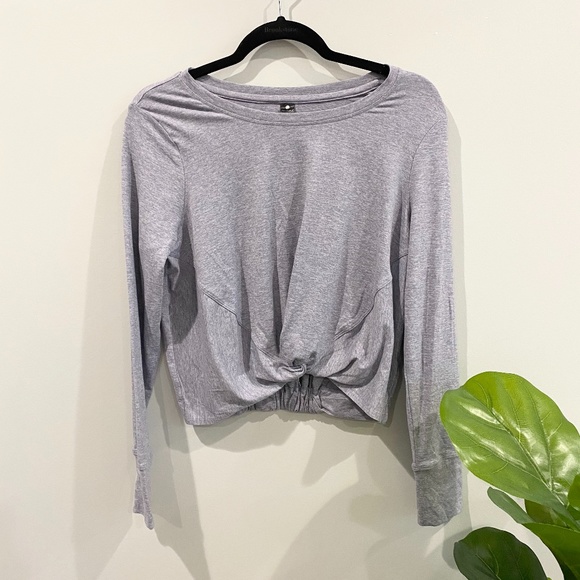 Yogalicious Cropped Pullover - Picture 1 of 3